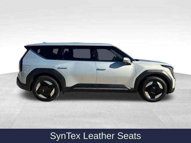 2024 Kia EV9 Light Long Range