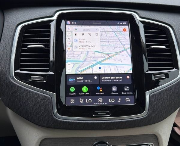 2025 Volvo XC90 B6 Plus 6-Seater