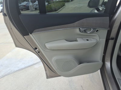 2024 Volvo XC90 B6 Plus Bright Theme