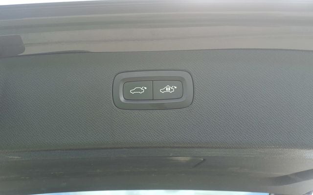 2023 Volvo XC90 B6 Plus 7-Seater