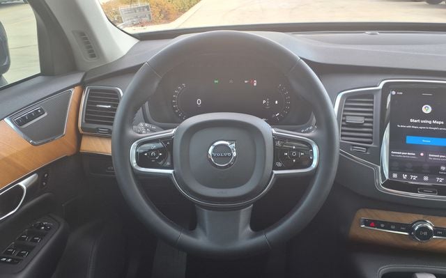 2023 Volvo XC90 B6 Core