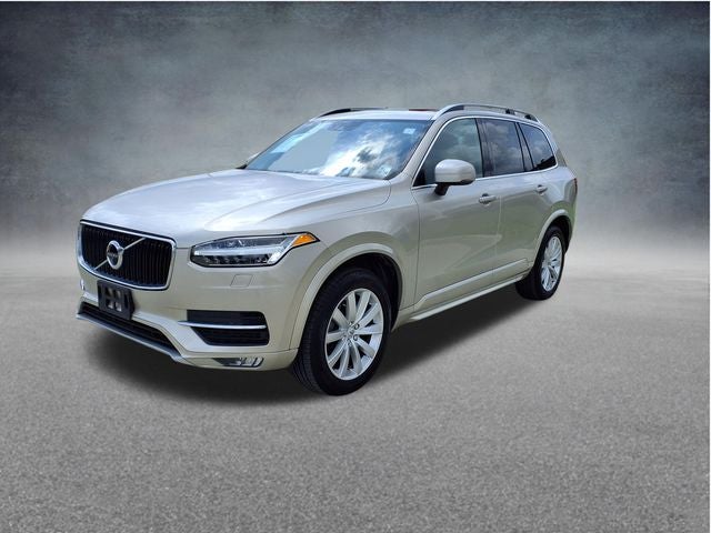 2016 Volvo XC90 T6 Momentum