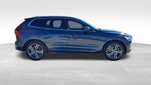2020 Volvo XC60 T6 Momentum