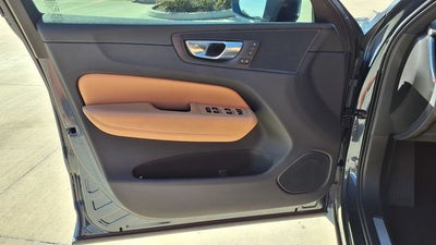 2020 Volvo XC60 T6 Momentum