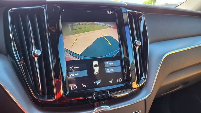 2020 Volvo XC60 T6 Momentum