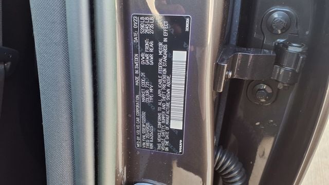 2023 Volvo XC60 B5 Plus Bright Theme