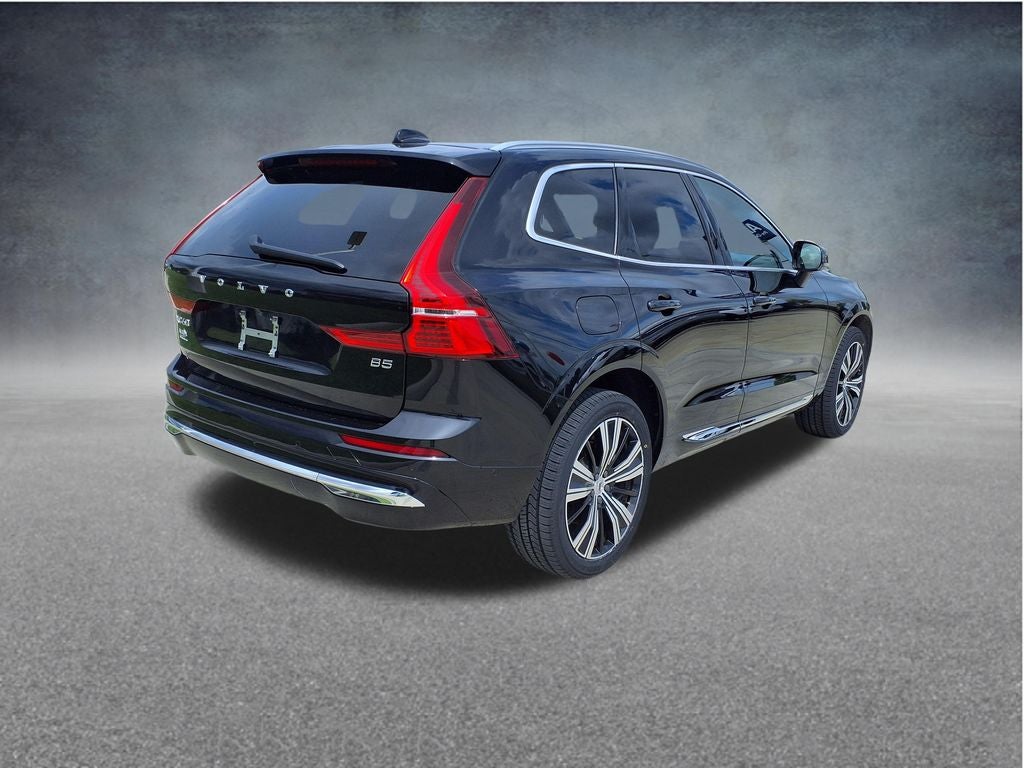 2023 Volvo XC60 B5 Plus Bright Theme
