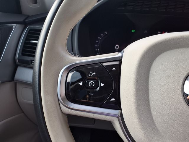 2024 Volvo XC90 B5 Core