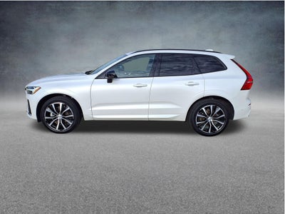 2024 Volvo XC60 B5 Plus Dark Theme