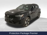 2024 Volvo XC40 B5 Plus Dark Theme