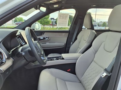 2026 Volvo XC90 B5 Plus