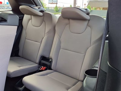 2026 Volvo XC90 B5 Plus