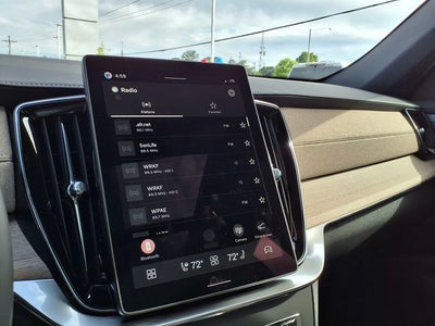 2026 Volvo XC90 B5 Plus