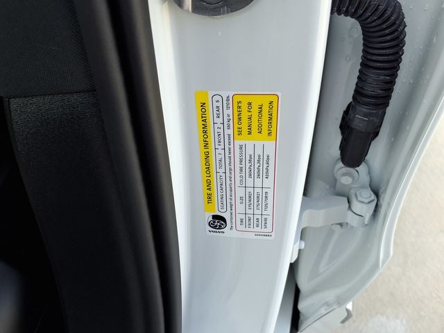 2026 Volvo XC90 B5 Plus