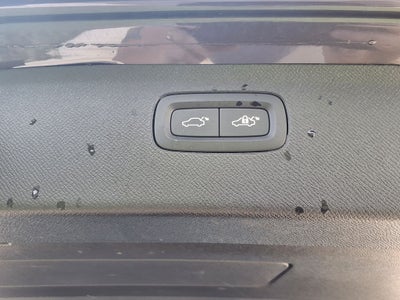2025 Volvo XC90 B5 Core