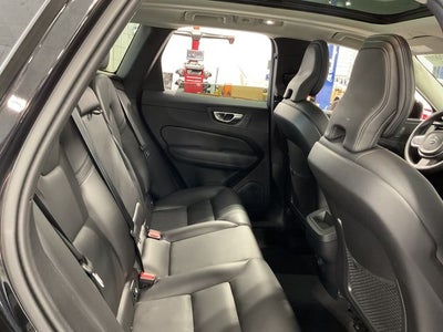 2025 Volvo XC60 B5 Core
