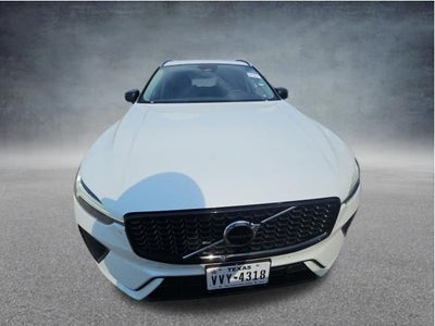 2025 Volvo XC60 B5 Core
