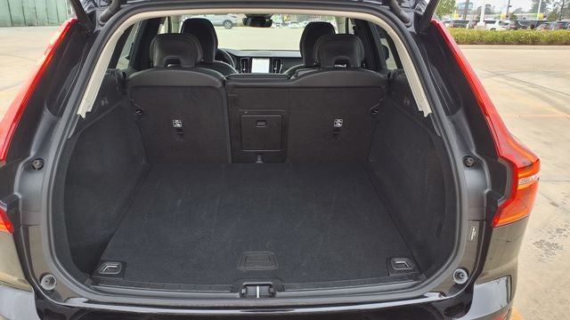 2025 Volvo XC60 B5 Core