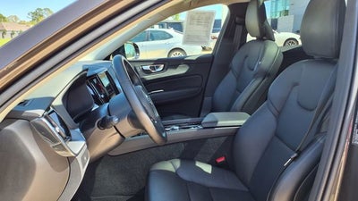 2025 Volvo XC60 B5 Core