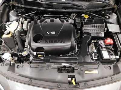 2022 Nissan Maxima SR