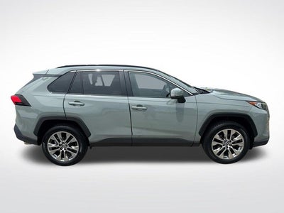 2021 Toyota RAV4 XLE Premium