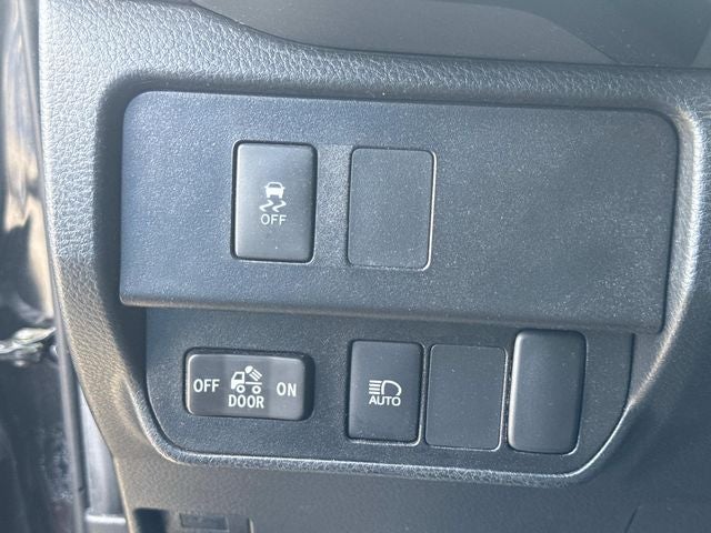 2022 Toyota Tacoma SR V6