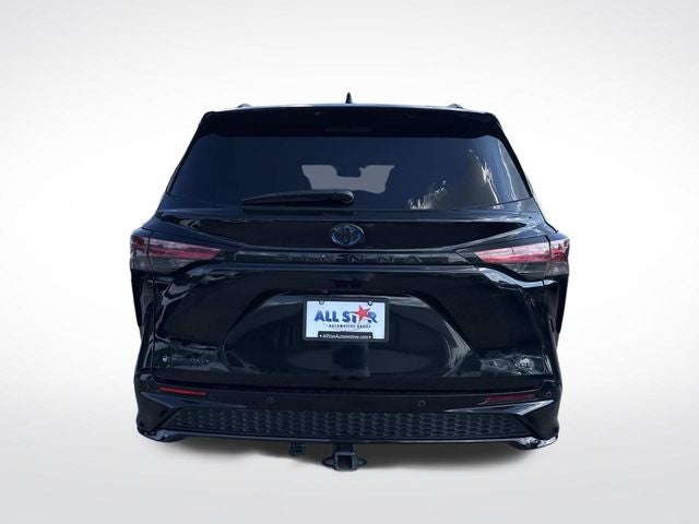 2025 Toyota Sienna XSE 7 Passenger