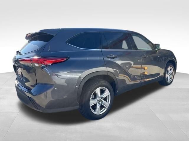 2022 Toyota Highlander L