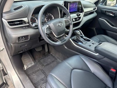 2024 Toyota Highlander XLE