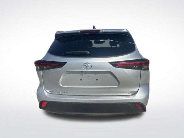 2025 Toyota Highlander LE
