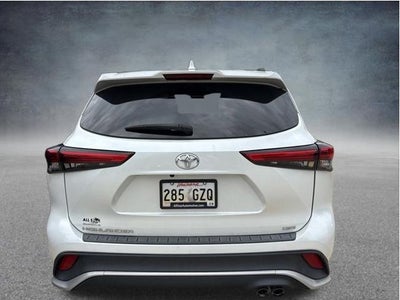 2022 Toyota Highlander XSE