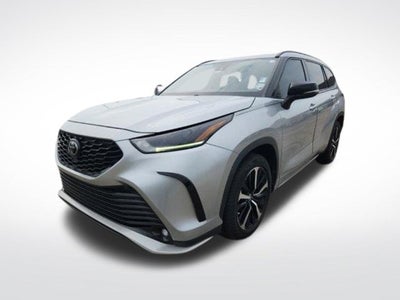 2022 Toyota Highlander XSE