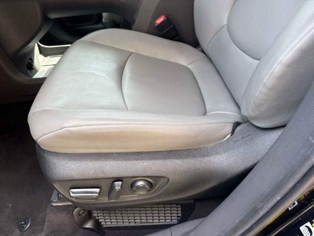 2024 Toyota Sienna XLE 8 Passenger