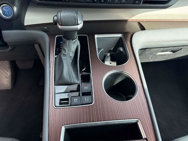 2024 Toyota Sienna XLE 8 Passenger