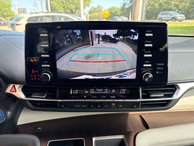 2024 Toyota Sienna XLE 8 Passenger