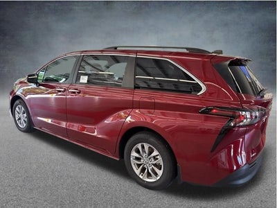 2026 Toyota Sienna XLE 7 Passenger