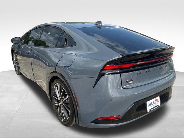 2025 Toyota Prius XLE