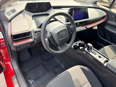 2025 Toyota Prius Plug-In Hybrid SE