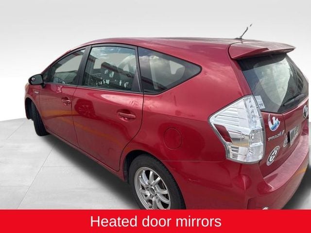 2013 Toyota Prius v Two