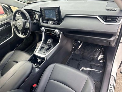 2020 Toyota RAV4 XLE Premium