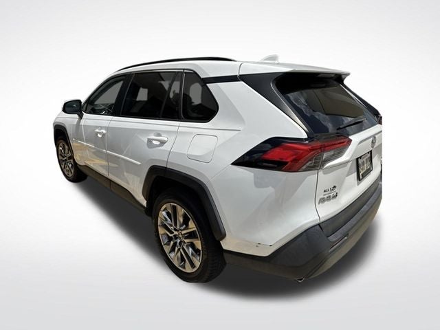 2020 Toyota RAV4 XLE Premium