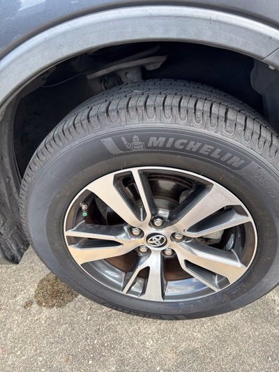 2017 Toyota RAV4 XLE