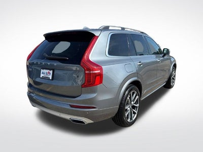 2019 Volvo XC90 T6 Momentum